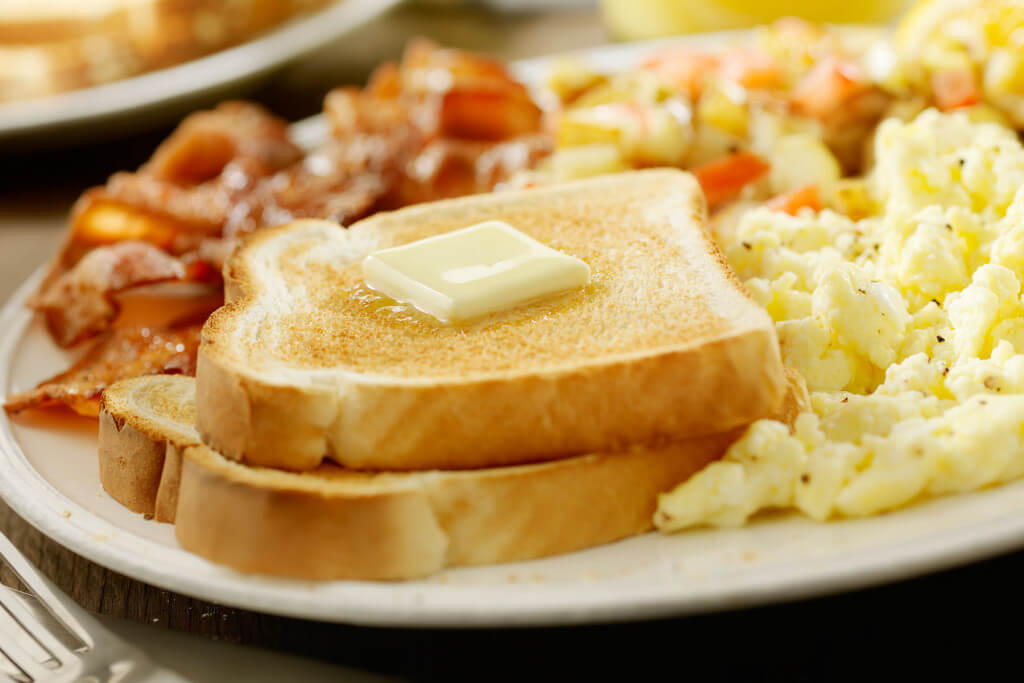 Lake-Blackshear-Vacation-Packages-in-Georgia-Packages-Specials-Great-Bed-Big-Breakfast