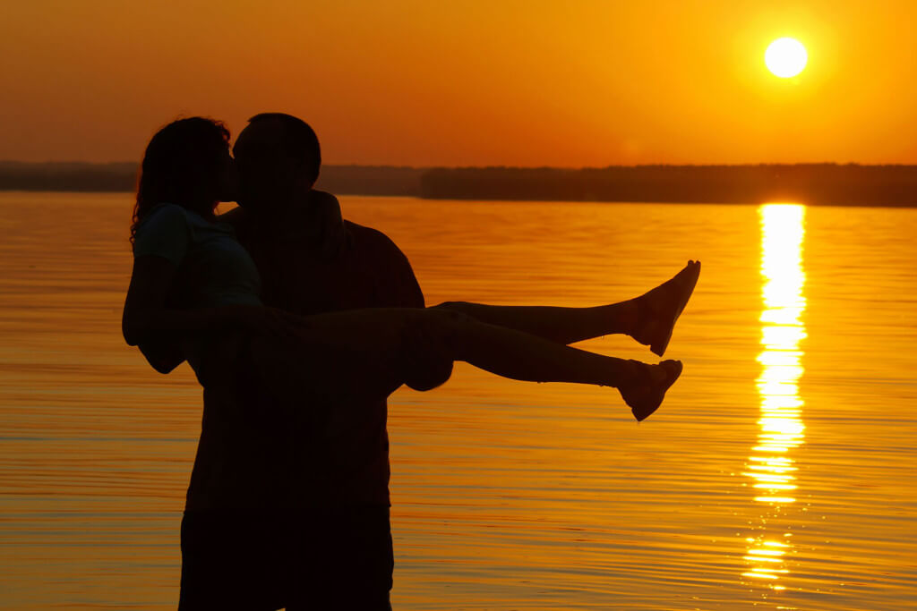 Lake-Blackshear-Romantic-Georgia-Lake-Resorts-Packages-Specials-Romantic-Escape